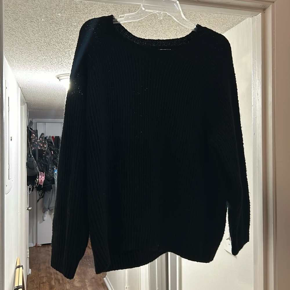 Black Old Navy Sweater